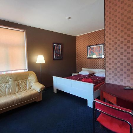 Hotel Otra Elpa Valka Exteriér fotografie